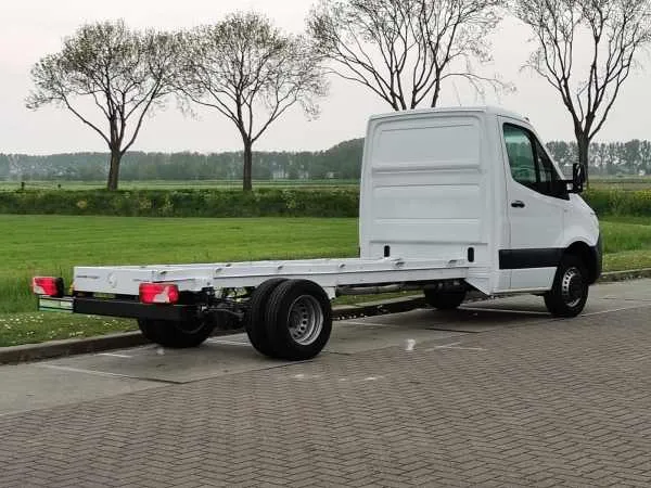 Mercedes-Benz Sprinter 519 CDI 3.0 LTR 6 CYL! Image 3